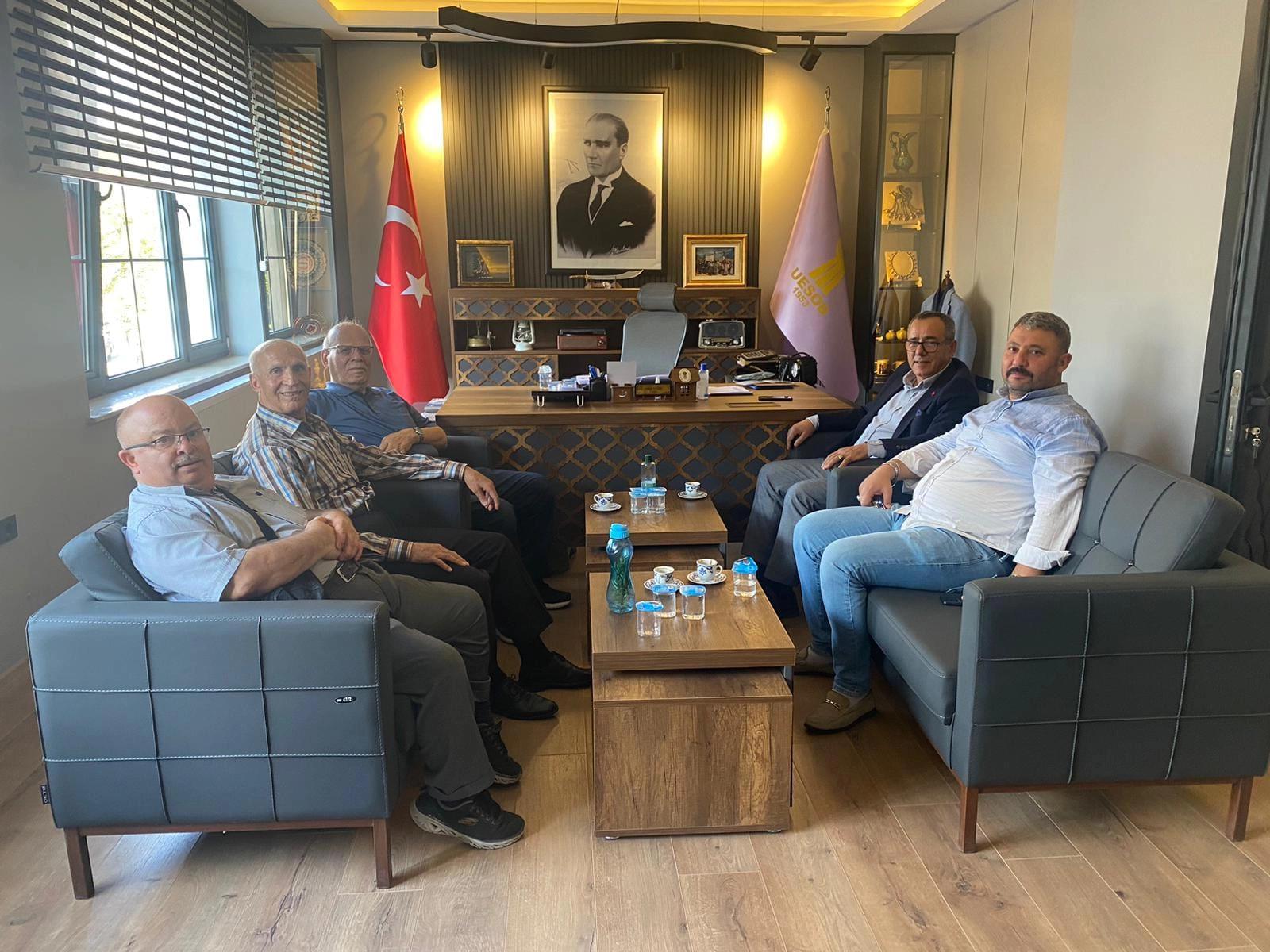 ÖNCEKİ DÖNEM UŞAK ŞOFÖRLER ODASI BAŞKANI SAYIN HAYRİ DÖNMEZDEN BİRLİĞİMİZE ZİYARET