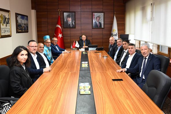 AHİLİK HAFTASI NEDENİYLE UŞAK VALİLİĞİNE VE UŞAK BELEDİYESİNE ZİYARETİMİZ